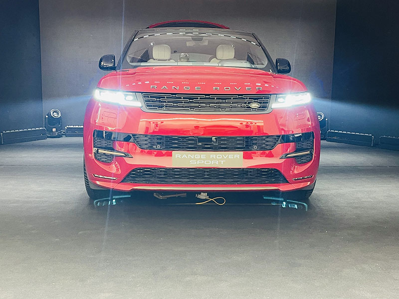 Giá xe Range Rover Sport 2024