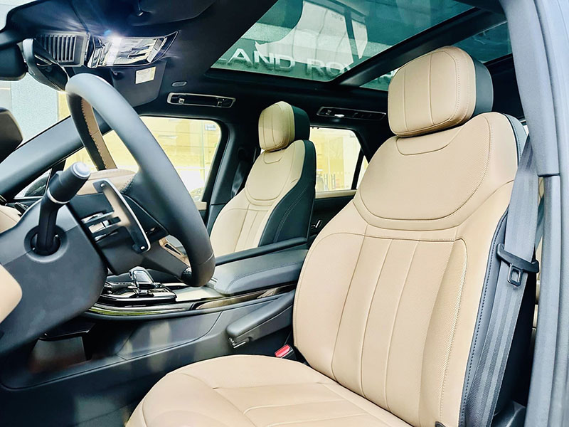 Ghế trước xe Range Rover Sport 2024